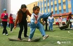 不是扣篮照样精彩无比 鲍威尔反击连线维金斯大秀跳跃能力